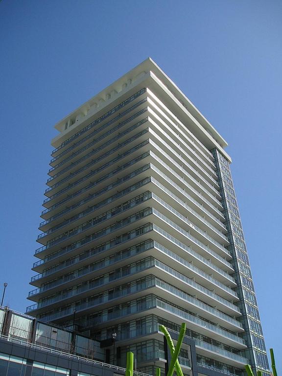 Square One Fully Furnished Suite Mississauga Exterior photo