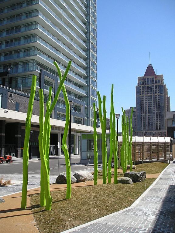 Square One Fully Furnished Suite Mississauga Exterior photo