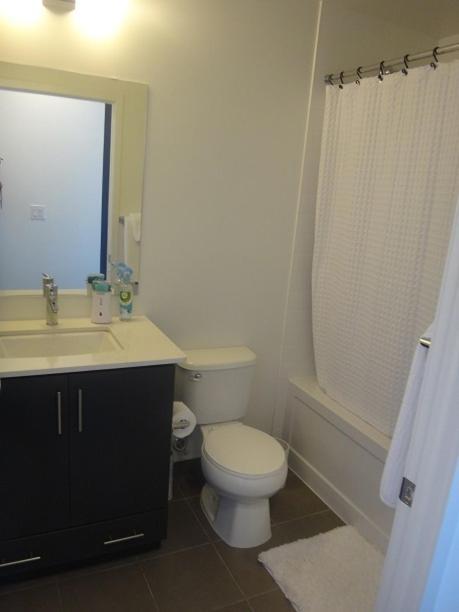 Square One Fully Furnished Suite Mississauga Exterior photo