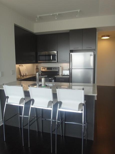 Square One Fully Furnished Suite Mississauga Exterior photo